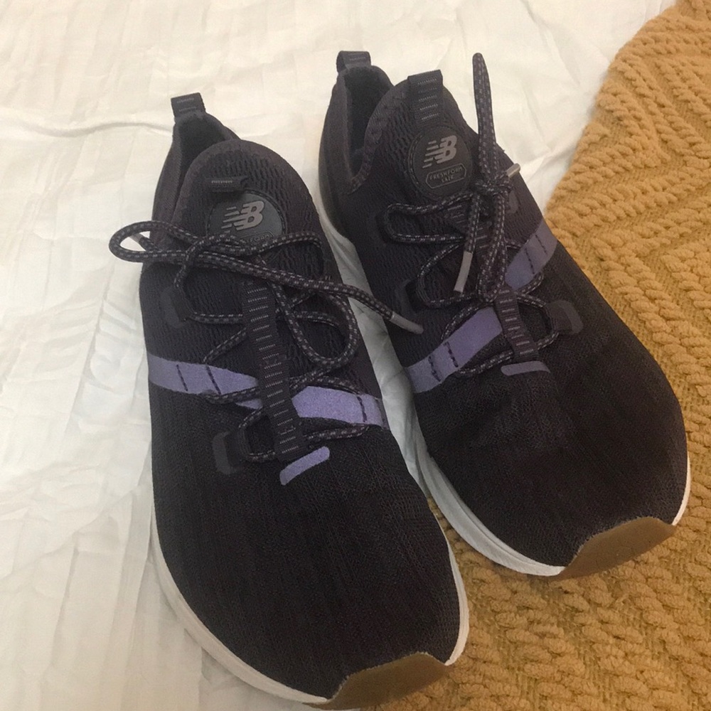 New Balance Women’s Fresh Foam Sneakers- size 9